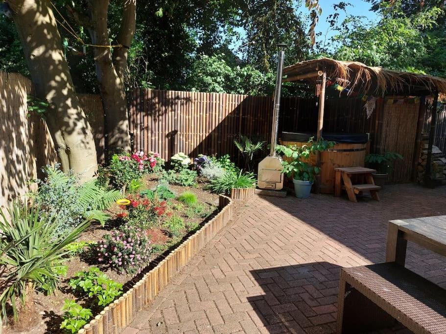 Zentopia: Vakantiehuis Met Wellness En Meer. Hulshorst Exterior foto